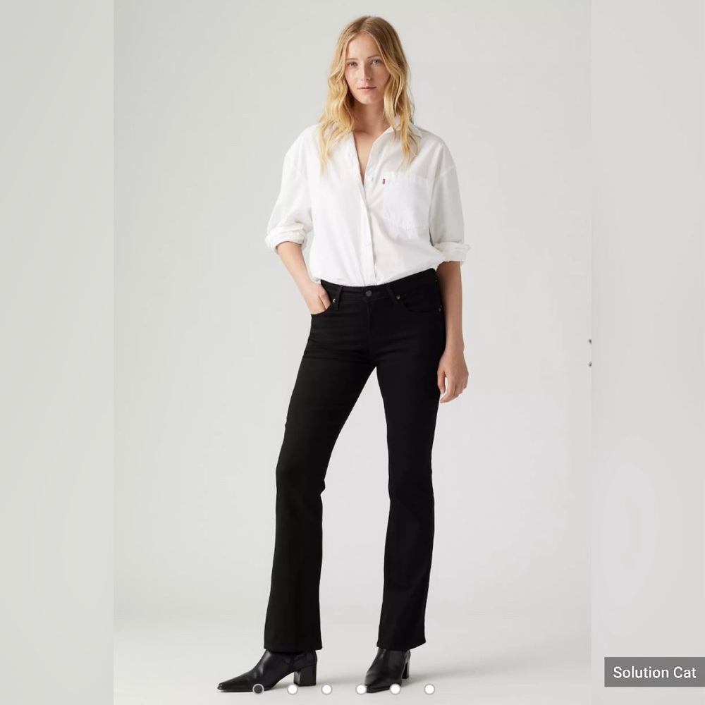 Levi's Women's High Rise Bootcut Black Jeans - 725